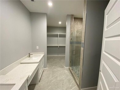 1111 Mezquite Dr, Alamo, TX 78516 - photo 6