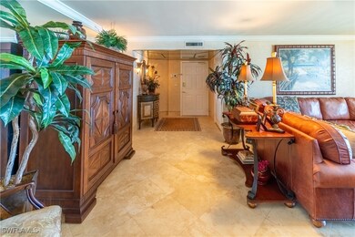 Living area with crown molding
