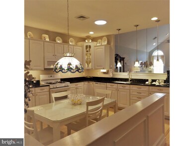 1014 Bordeaux Ln, Pennsburg, PA 18073 - photo 7