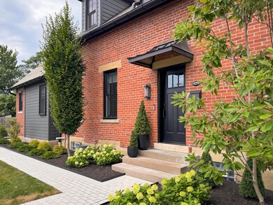 529 E Sycamore St, Columbus, OH 43206 - photo 3