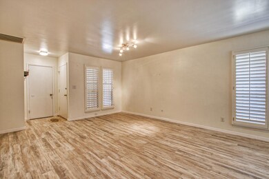 1955 Trawood Dr unit 10, El Paso, TX 79935 - photo 4