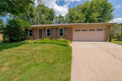 4340 Country View Dr, Floyds Knobs, IN 47119 - photo 2