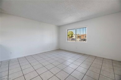 5317 Redberry St unit A, Las Vegas, NV 89108 - photo 4
