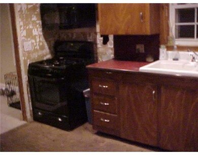 57 Apollo St, Warwick, RI 02888 - photo 3