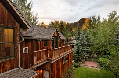 627 W Smuggler St, Aspen, CO 81611 - photo 3