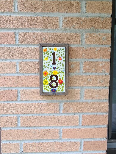 10 Oakwood Terrace unit 18, New Windsor, NY 12553 - photo 4