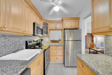 2050 NE 39th St unit E306, Lighthouse Point, FL 33064 - photo 5