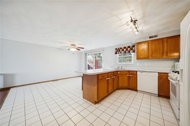 64 Fairway Dr, Delmont, PA 15626 - photo 4