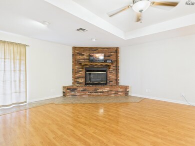 6427 Johnson Rd, Iowa Park, TX 76367 - photo 6