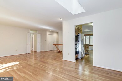 14311 Briarwood Terrace, Rockville, MD 20853 - photo 3