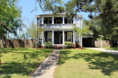 125 e 8th - front