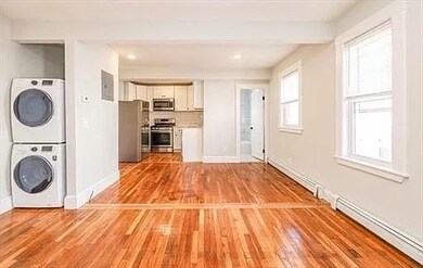 79 Farrington St unit 1, Quincy, MA 02170 - photo 4