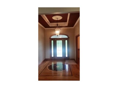 Exquisite Entry