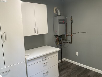 13511 S Freeman Rd, Mulino, OR 97042 - photo 7