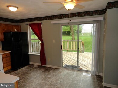 1403 Saint Christopher Ct, Edgewood, MD 21040 - photo 7