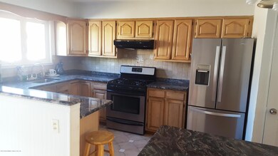 245 Doane Ave, Staten Island, NY 10308 - photo 2