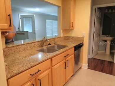 37530 Aaralyn Rd, Zephyrhills, FL 33542 - photo 4