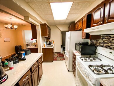 553 Park Place, Bethlehem, PA 18018 - photo 3