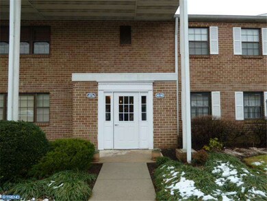 145 Riversedge Dr, Norristown, PA 19403 - photo 2