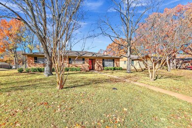 817 Deleon St, Denison, TX 75020 - photo 4