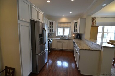 10 St Marks Square, Guilderland, NY 12084 - photo 6