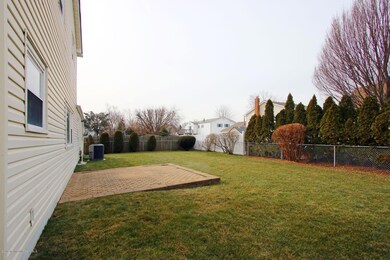 30 Galway Dr, Hazlet, NJ 07730 - photo 5