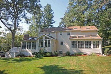 13 Sutton Place, Londonderry, NH 03053 - photo 3