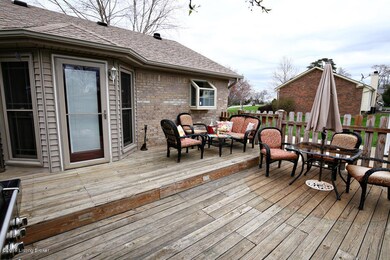 153 Brian Dr, Shepherdsville, KY 40165 - photo 5