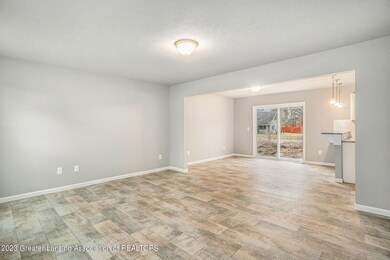 DCE002-i1810-Great Room