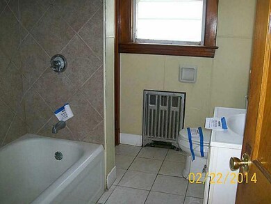Bathroom. apt 1