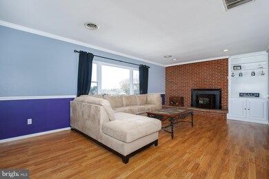 301 Anna Ln, Sykesville, MD 21784 - photo 5