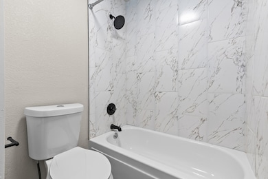 1700 Laurel Lake Dr, Waco, TX 76710 - photo 2