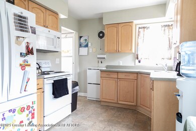 3409 Overlea Dr, Lansing, MI 48917 - photo 7