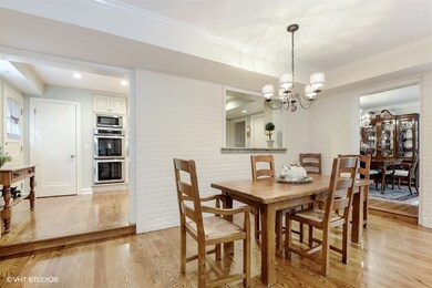 Breakfast Room