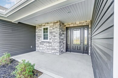 1205 Wells Dr, Wapakoneta, OH 45895 - photo 4