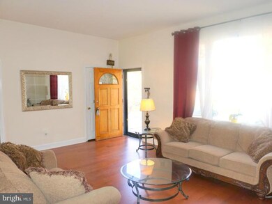 7705 Topton St, New Carrollton, MD 20784 - photo 4