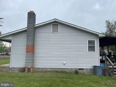 418 Spring Ave, Moorefield, WV 26836 - photo 4