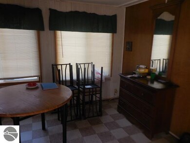 5806 Prescott Dr, Tawas City, MI 48763 - photo 5