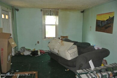 720 Eynon St, Scranton, PA 18504 - photo 3