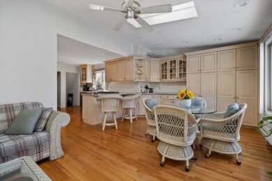 50 Sycamore St, Everett, MA 02149 - photo 6