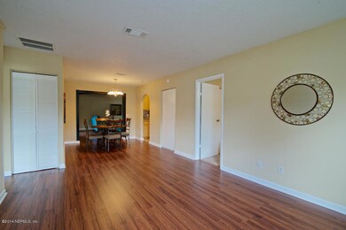 5911 Wending Dr, Jacksonville, FL 32244 - photo 5