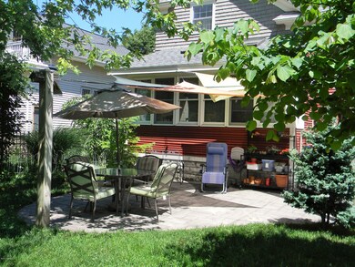 262 W 12th St (37)