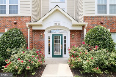 2509 Amber Orchard Ct W unit 304, Odenton, MD 21113 - photo 2