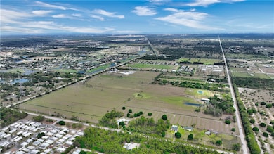 8140 8th St, Vero Beach, FL 32968 - photo 3