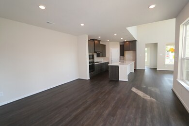 1102 Five T Ln, Tomball, TX 77375 - photo 4