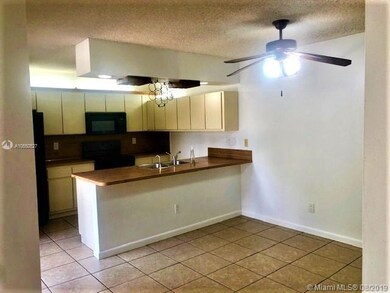 11851 SW 8th Ct, Davie, FL 33325 - photo 4