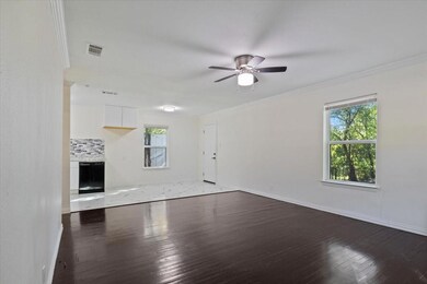 1530 W Bond St, Denison, TX 75020 - photo 7