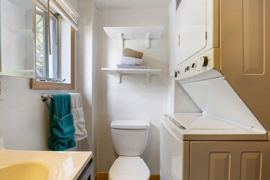 191 W Shore Ave, Manchester, NH 03109 - photo 7