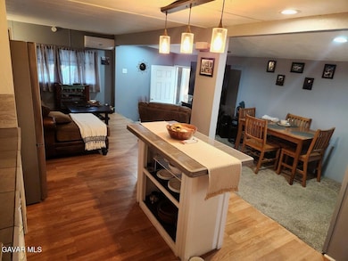 37311 47th St E unit Spc. 35, Palmdale, CA 93552 - photo 6