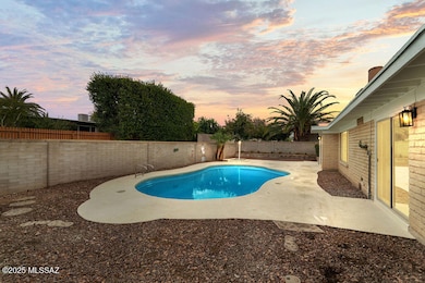 9121 E 28th St, Tucson, AZ 85710 - photo 2